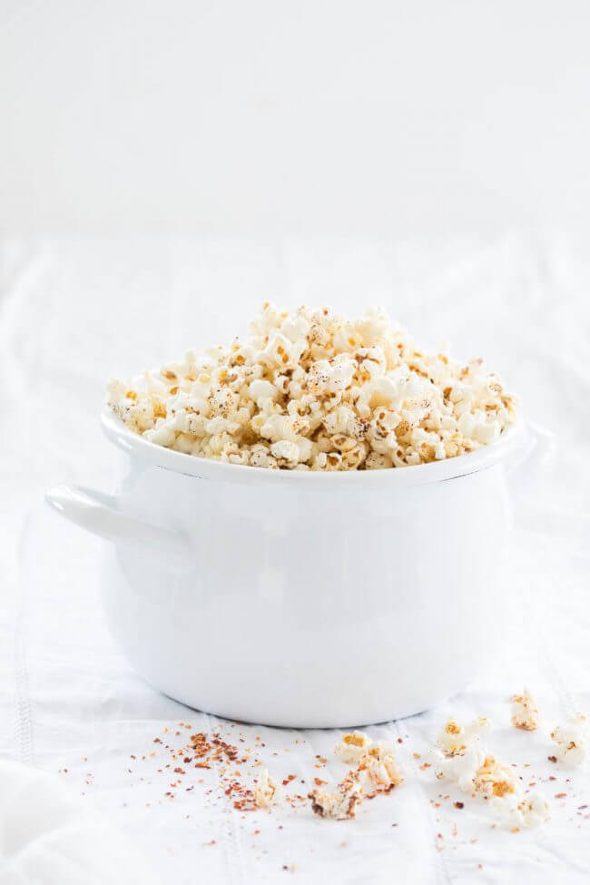 Zelf popcorn maken met chili en chocola | simoneskitchen.nl