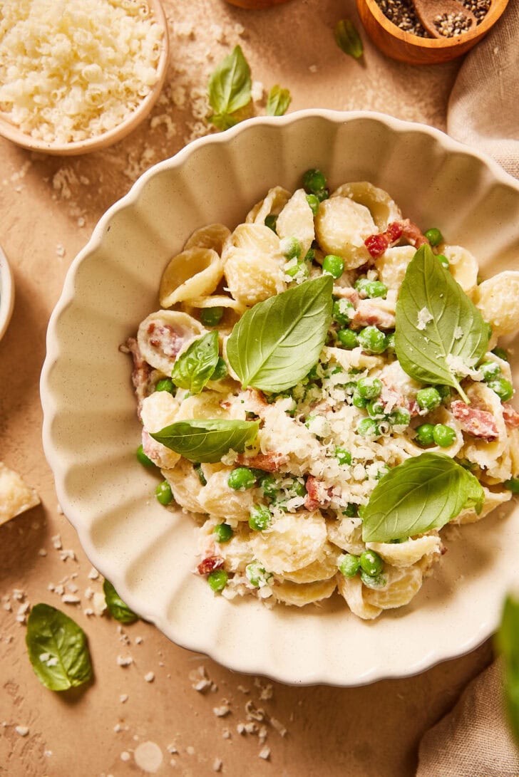 Pasta met ricotta en doperwten