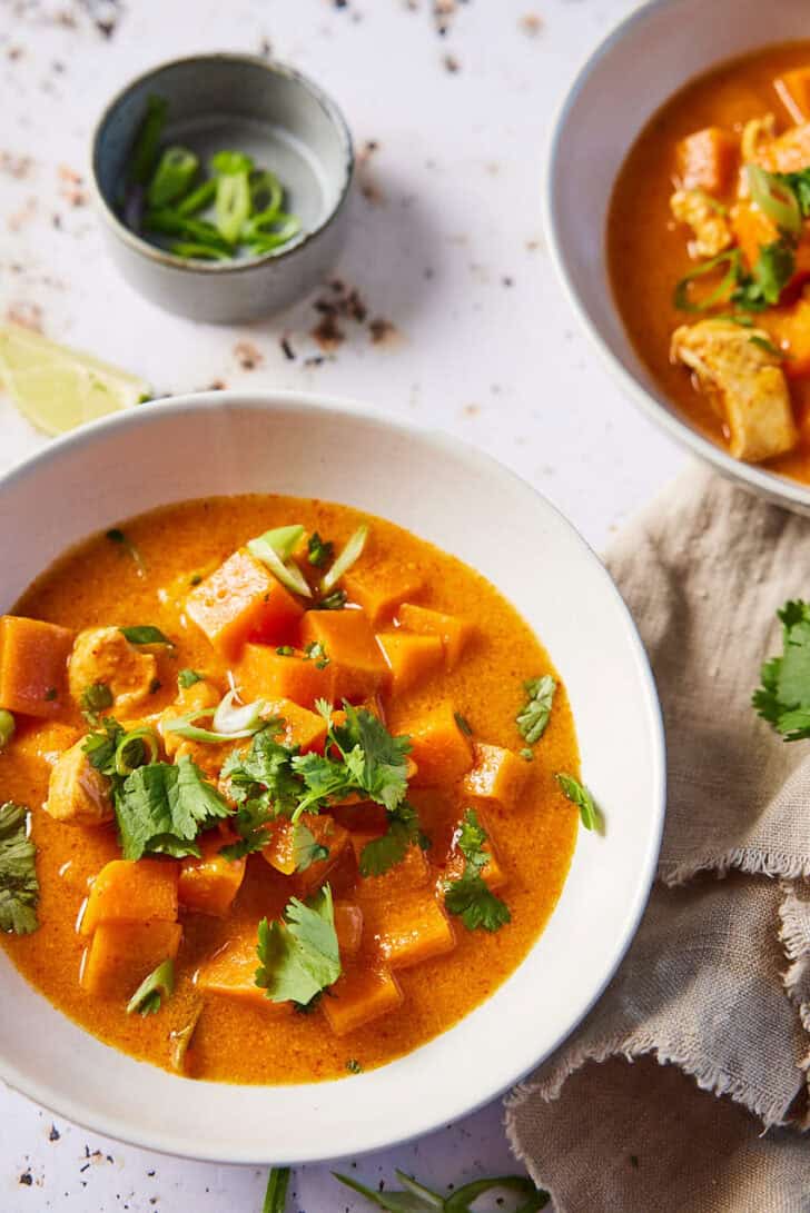 Zoete aardappelcurry met kip