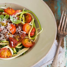Zucchini pasta with roasted tomatoes