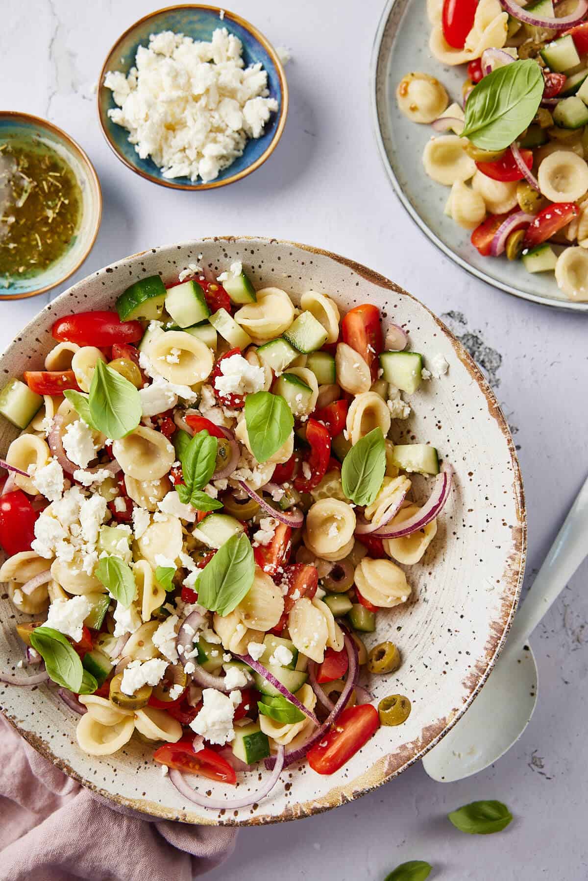 Griekse pastasalade