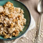 Havermoutpap met gekookte pruimen | simoneskitchen.nl