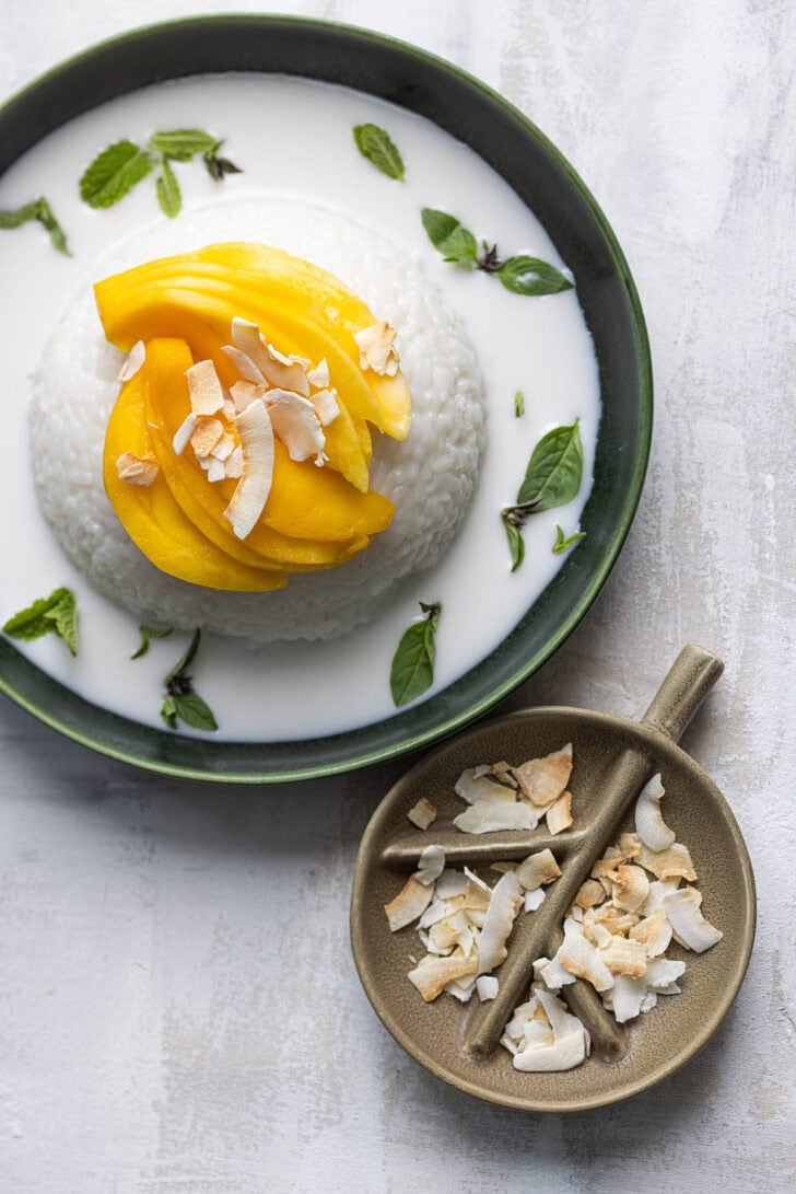 Sticky rice mango