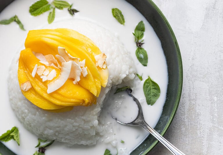 Mango sticky rice