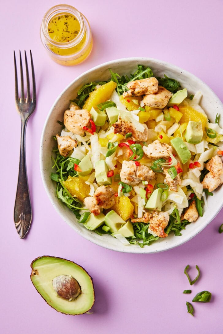 Venkel en sinaasappelsalade met kip