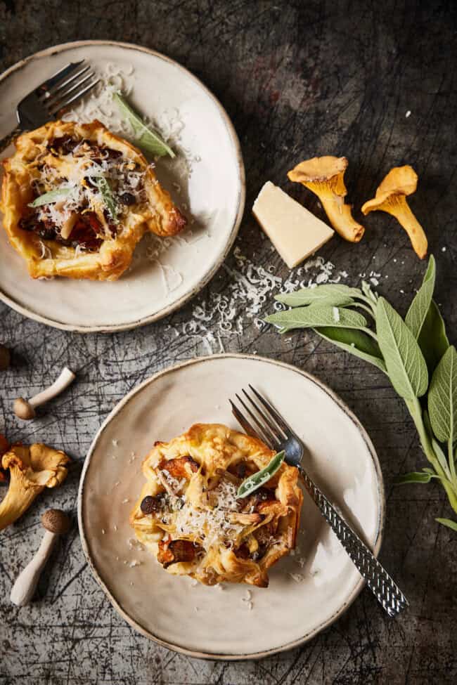 Herfsttaartjes met cantharellen