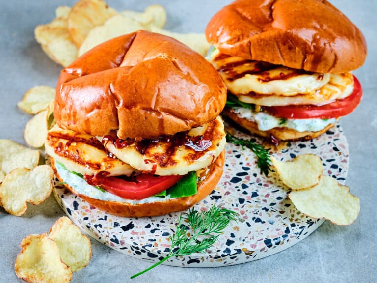 Halloumi burger