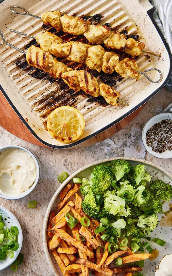 Kipspiesjes met mosterdmarinade