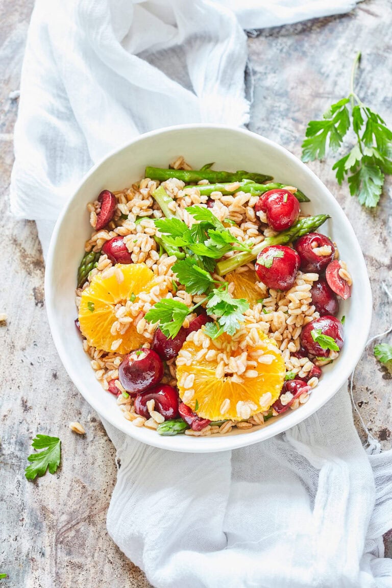 Speltsalade met kersen