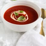 Tomaten paprikasoep met room