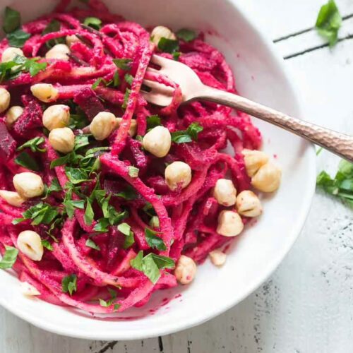 Pastinaaksalade met bietjes