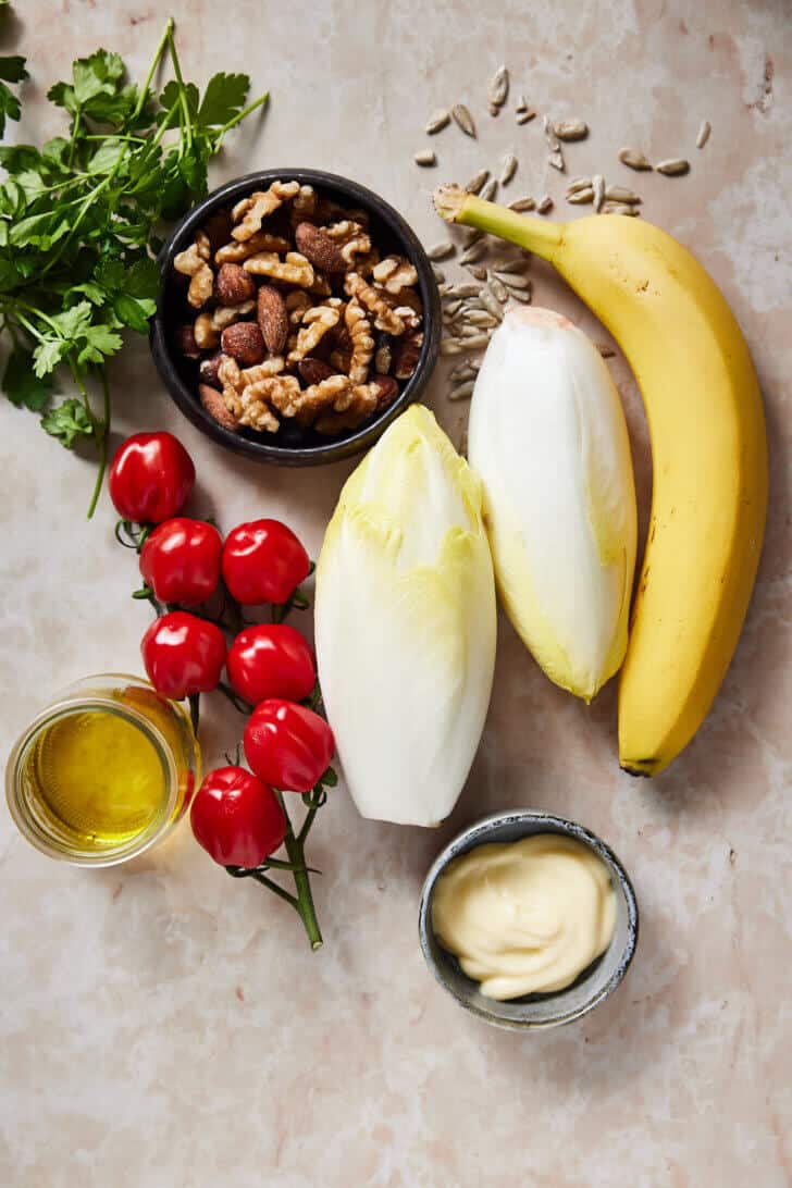 Ingredienten voor witlofsalade