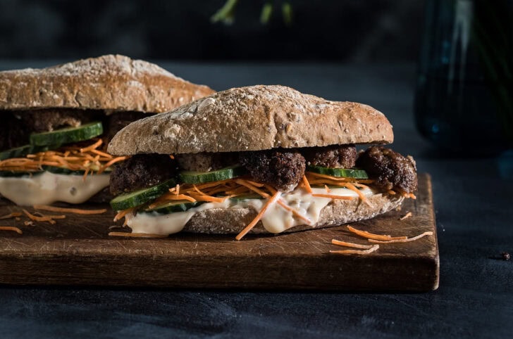 Banh mi xiu mai