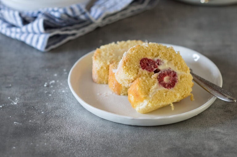 Cakerol met frambozen