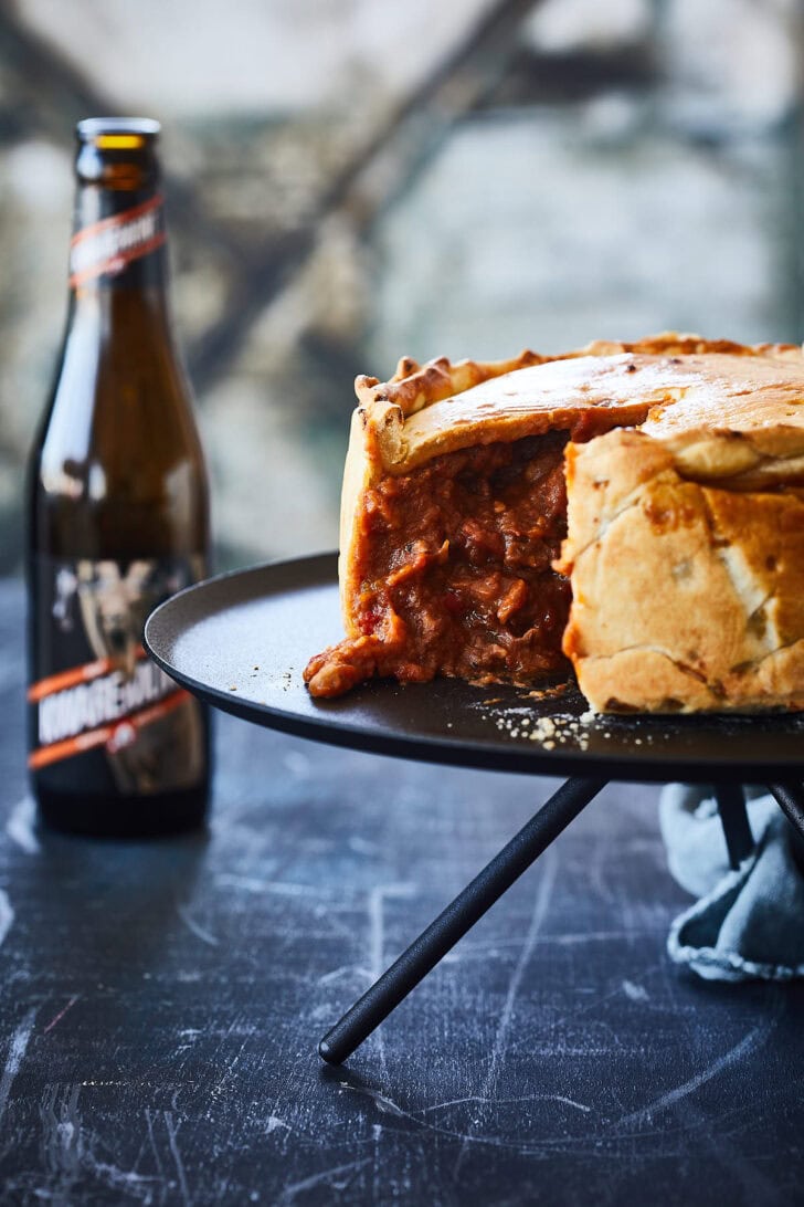 Steak and ale pie