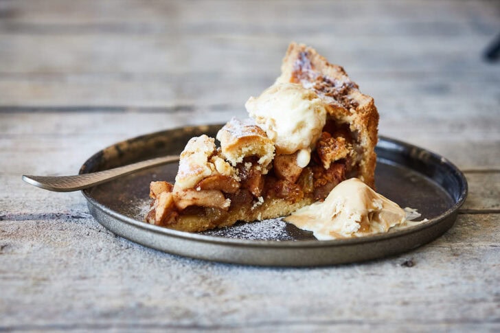 Punt appeltaart met ijs
