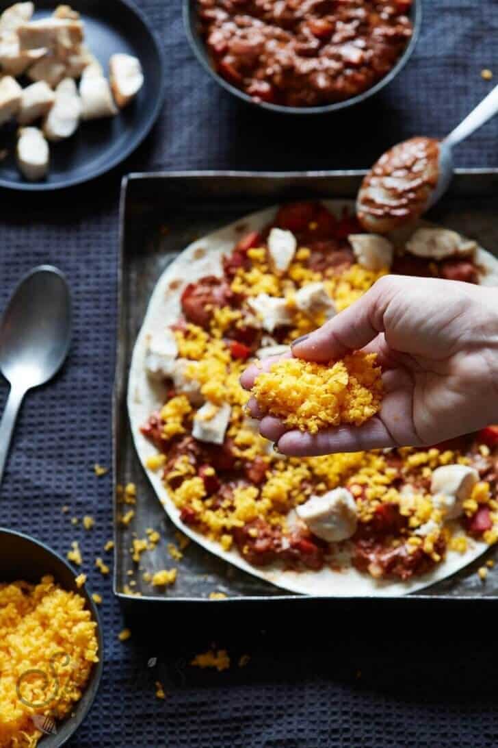 Quesadilla met molesaus