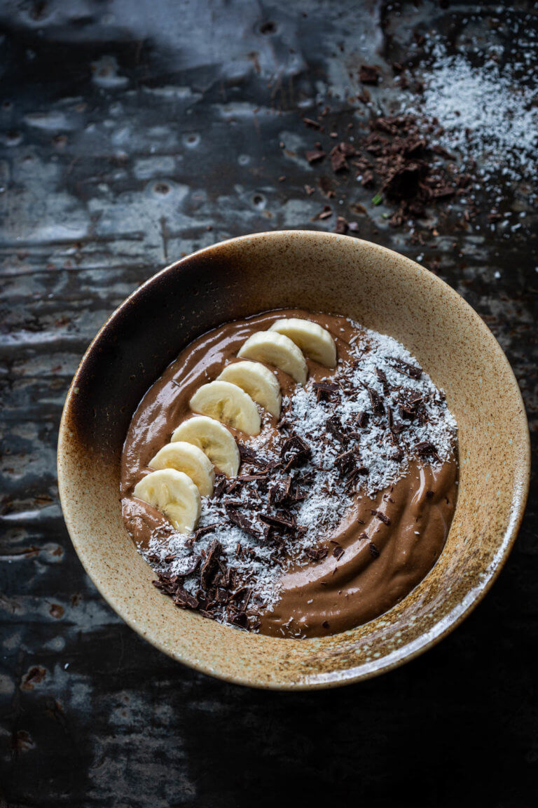 Chocolade koffie smoothiebowl - heerlijk paleo ontbijt