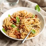 Pasta met walnotensaus