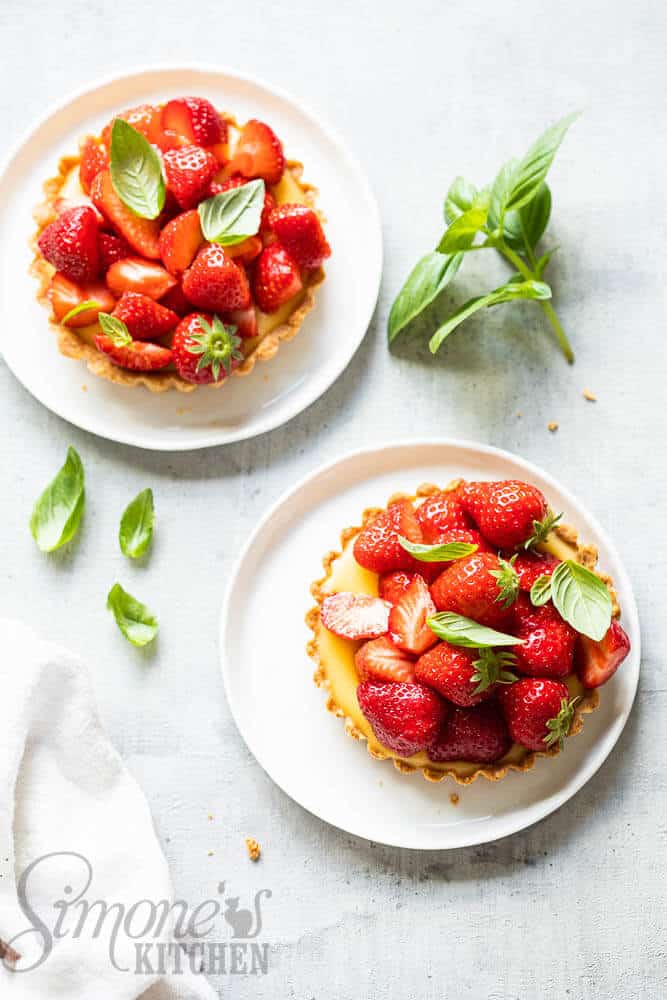 aardbeien custard taartjes