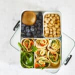 Omeletrolletjes met gerookte zalm