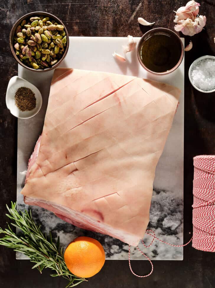 Insnijden van het buikspek