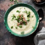 Knolselderijsoep met makreel