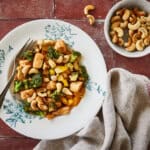 Broccoli roerbak met kip