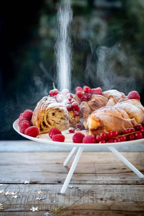 Krans van croissantdeeg