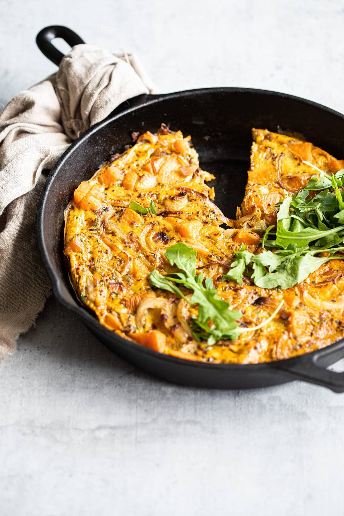 Quiche met gekarameliseerde ui