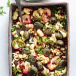 Traybake met bloemkool en gehaktballetjes