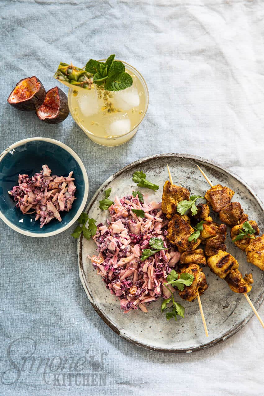 Kipkebab spiezen met koolsla