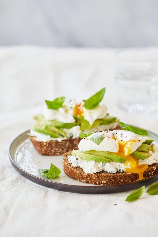 Avocadotoast met ricotta