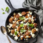 Kipgehaktballetjes met pompoen en aubergine