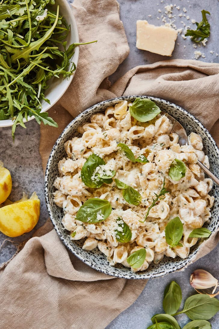 Eenpans pasta met ricotta en citroen