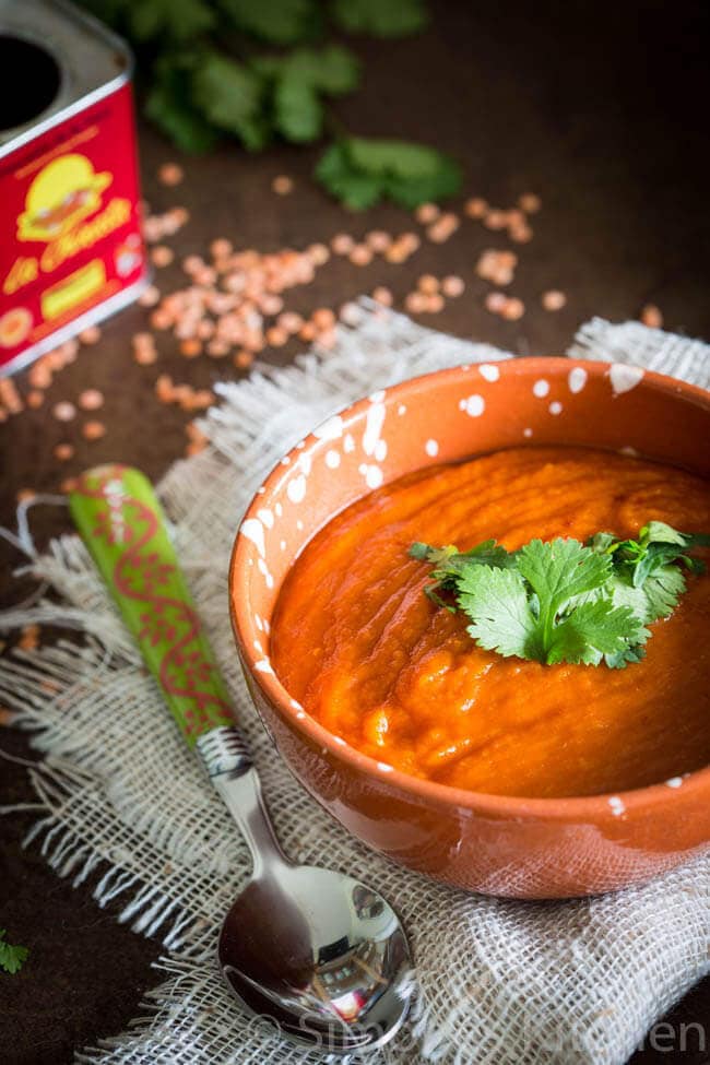 Rode linzensoep met komijn