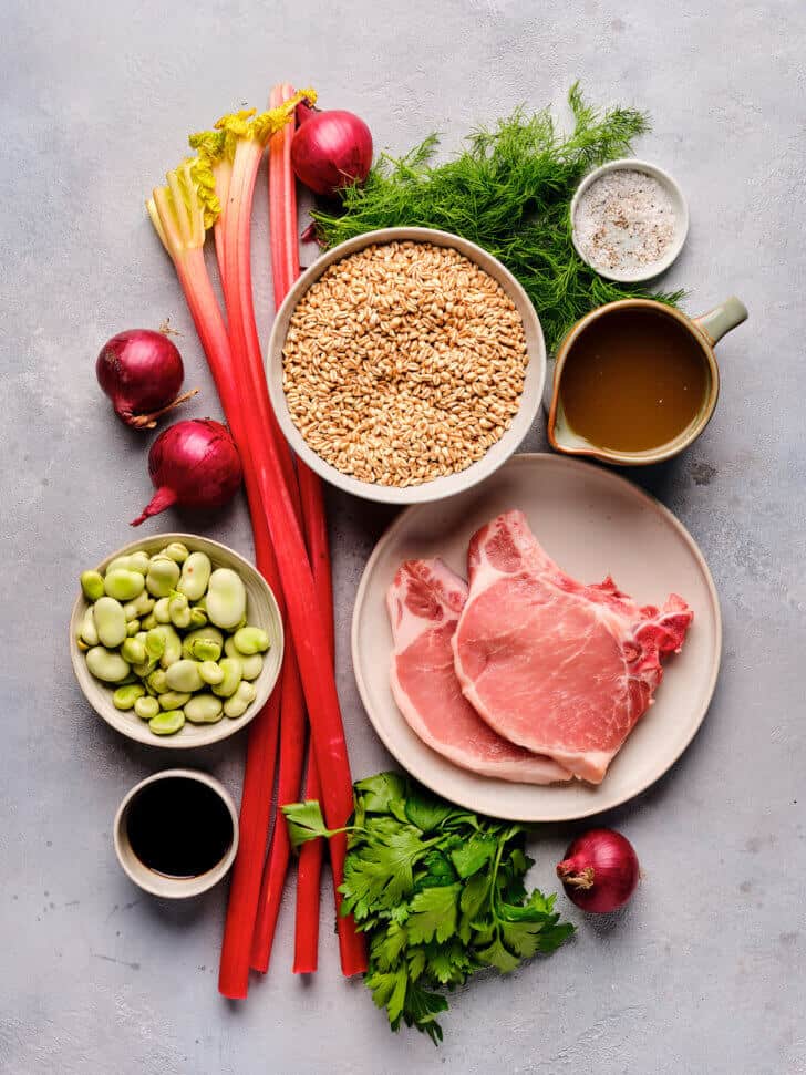 Ingredienten voor karbonade recept met spelt en rabarber