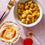 knapperige gnocchi met whipped feta