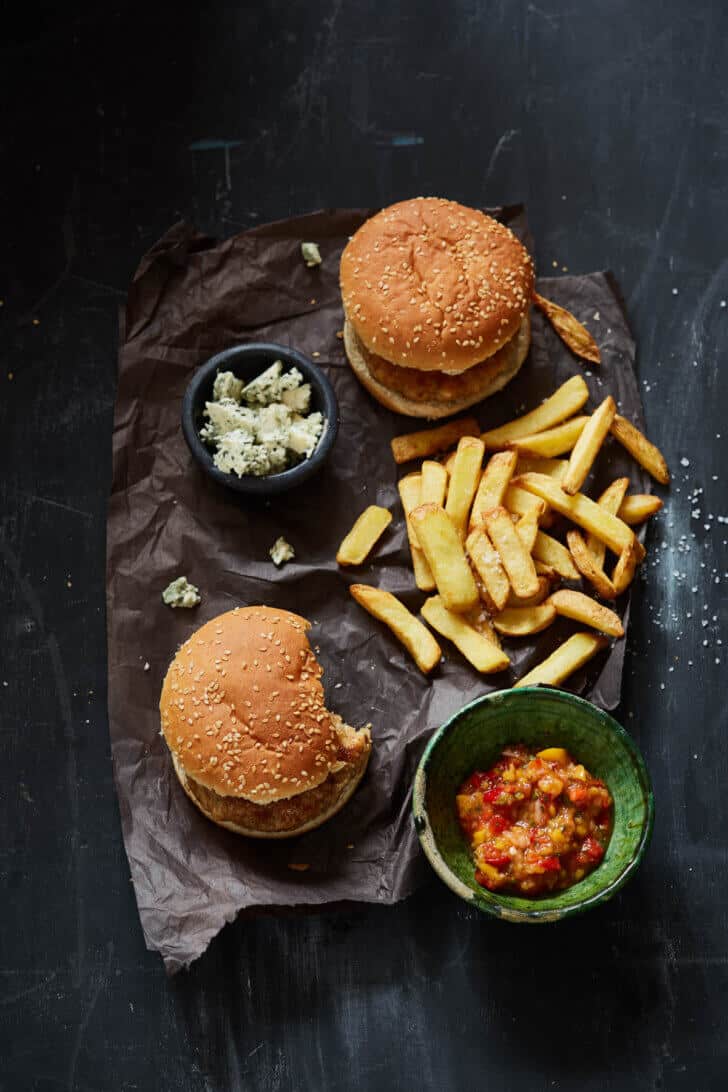 Kipburger vanuit een andere hoek