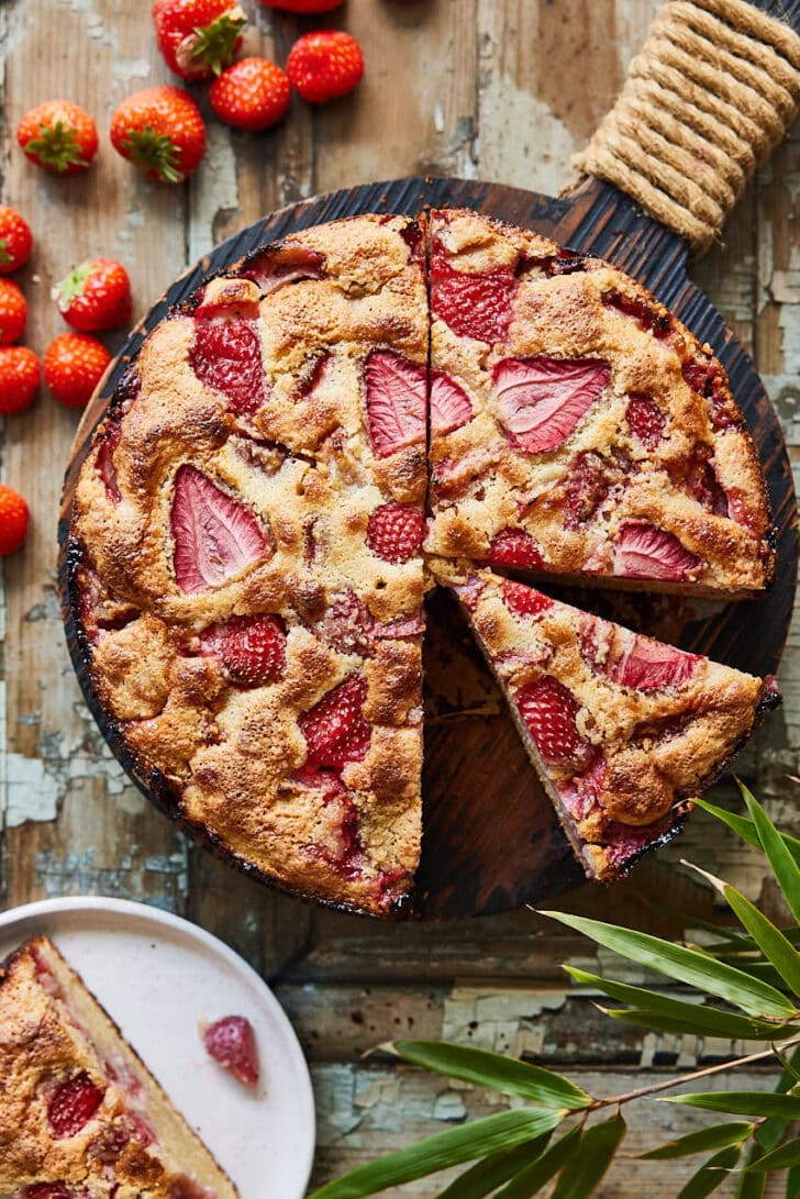 Glutenvrije aardbeiencake