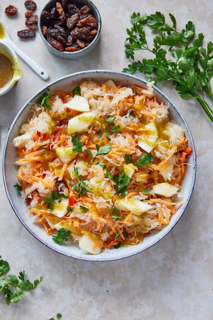 zuurkoolsalade met appel