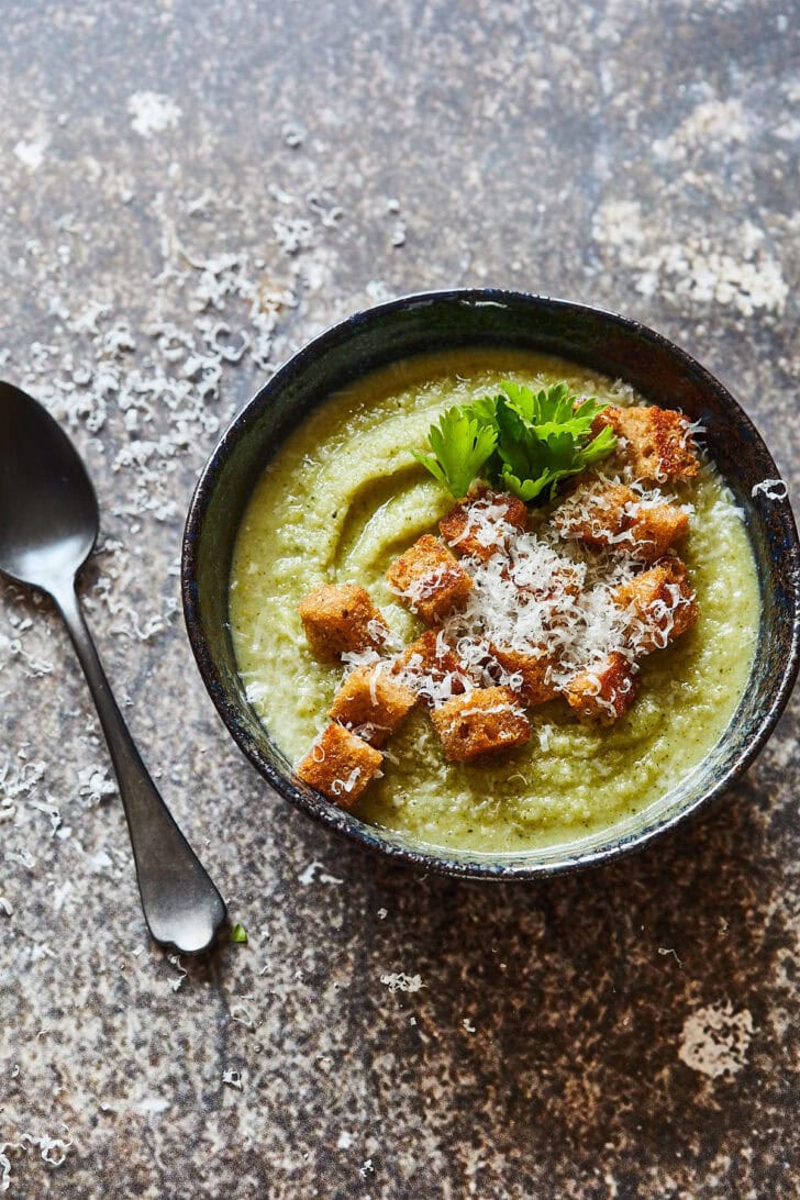 Broccolisoep met knolselderij