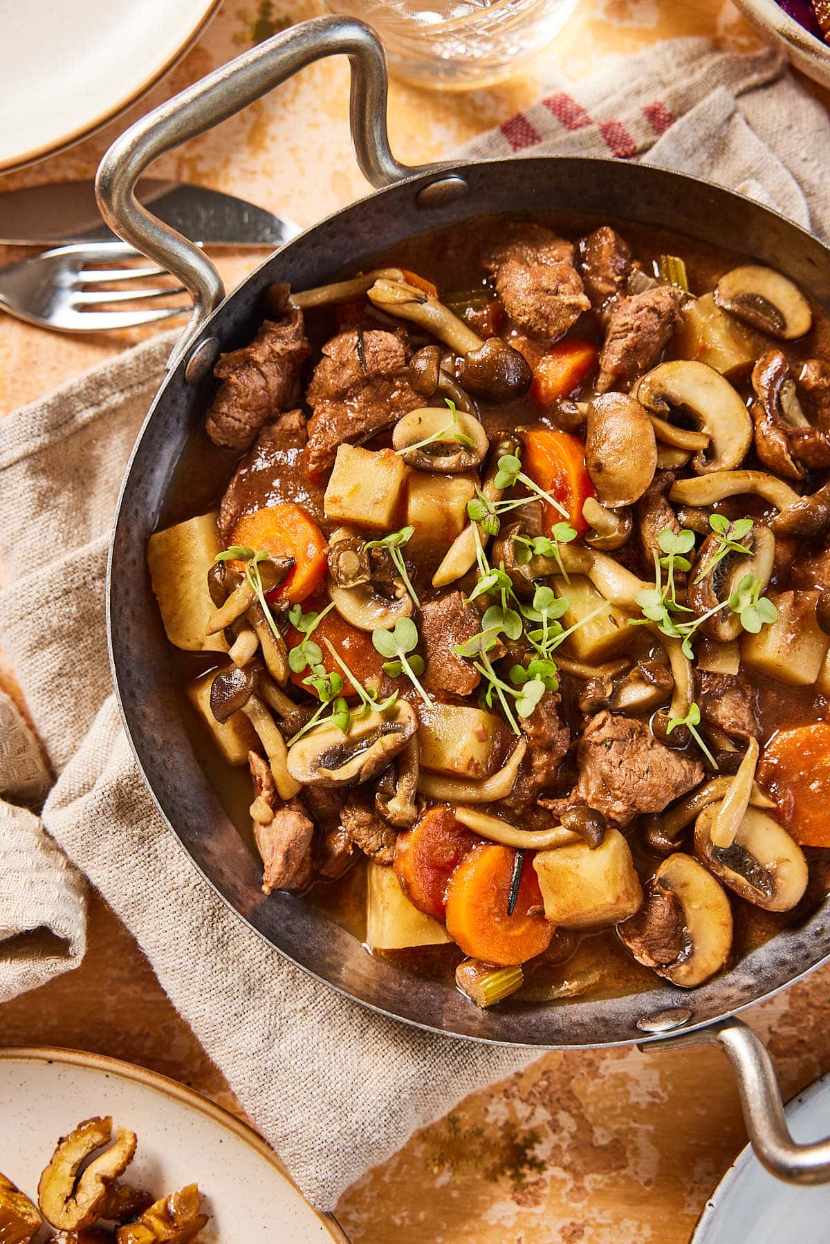 Hertenstoof recept met paddenstoelen