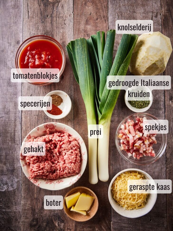 Ingredienten voor prei ovenschotel