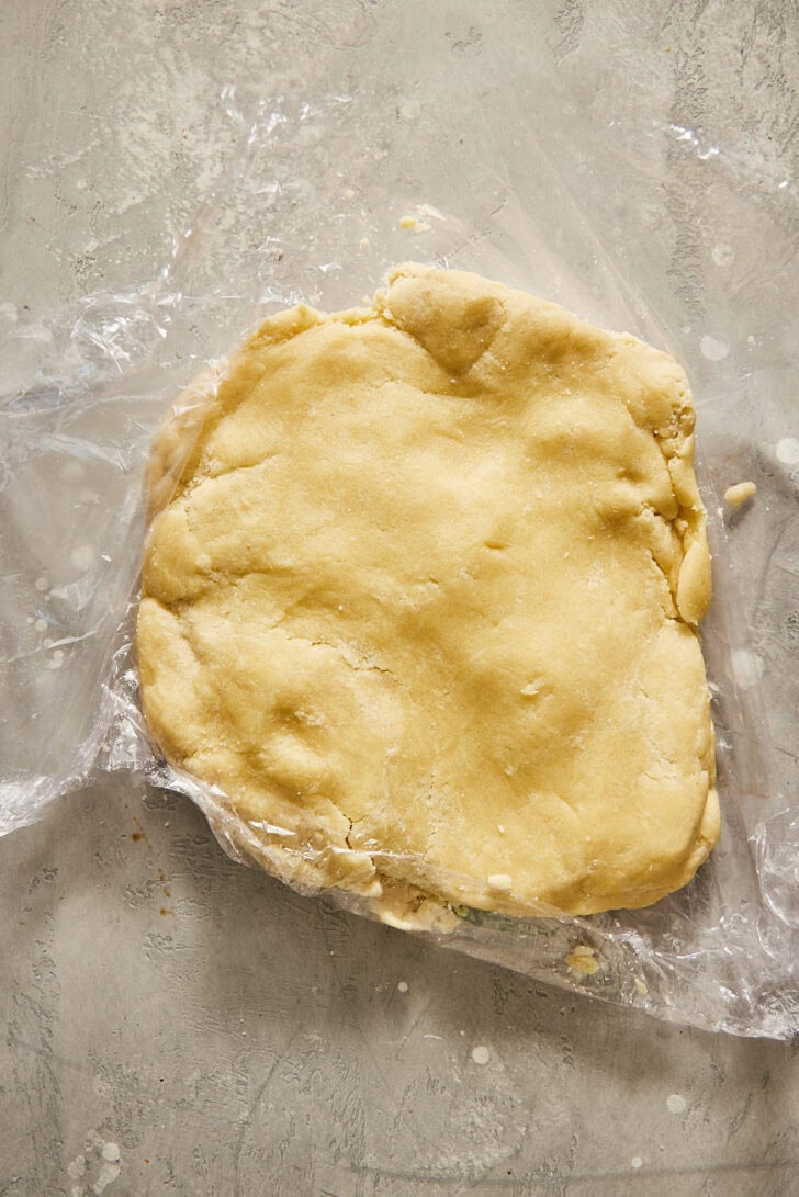 Maak het deeg voor de lemon meringue