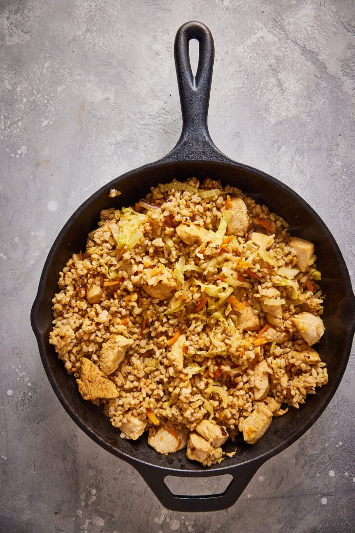 Bak de kip met de sojasaus