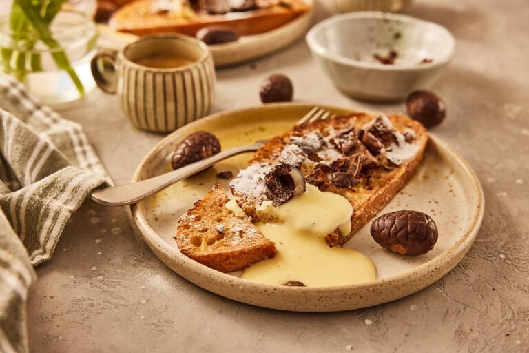 Paas wentelteefjes met vanillesaus