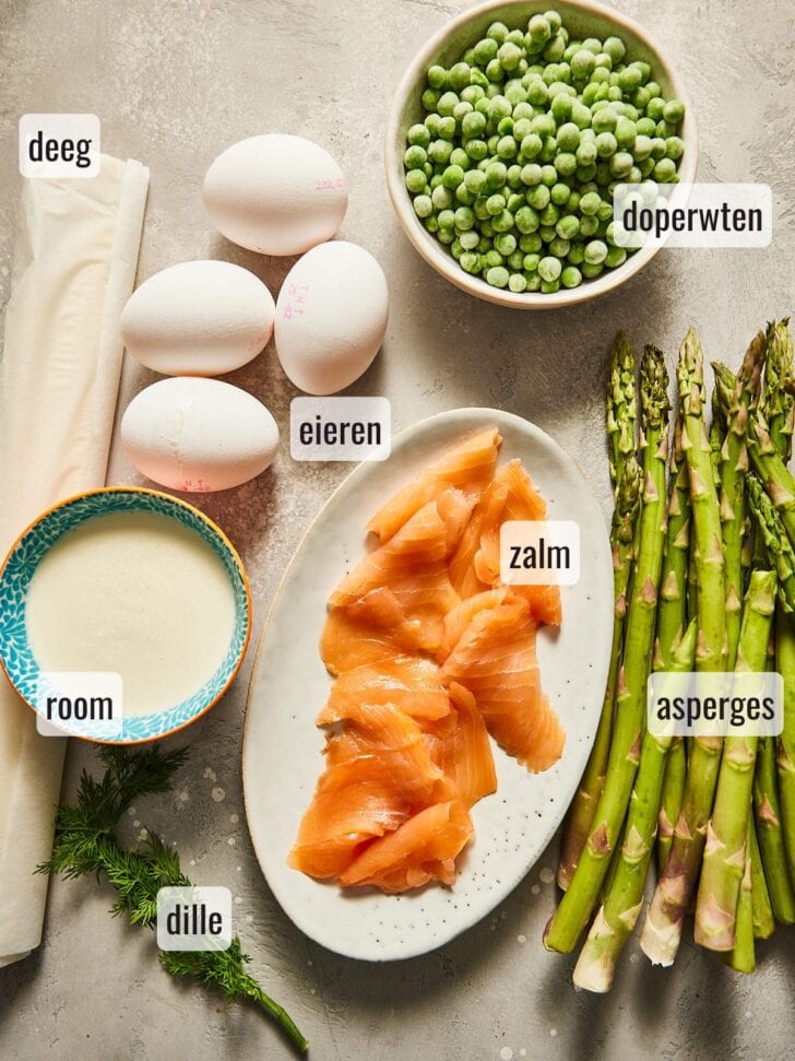 Ingredienten voor quiche met zalm en asperges
