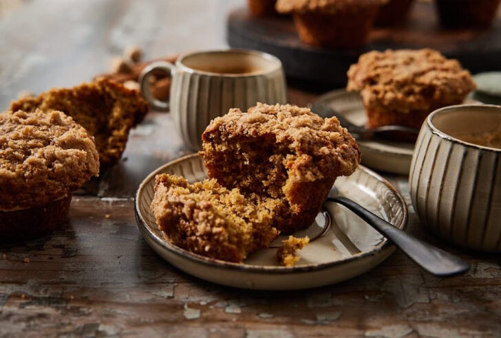 Zachte pompoenmuffins met kruimeltopping