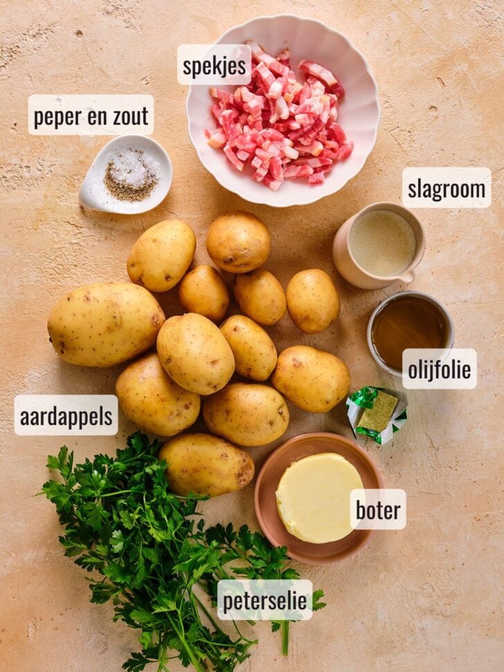 Ingredienten voor aardappelsoep